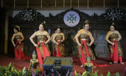 Purwakanthi Seni Sastra Bahasa Jawa Yang Penuh Irama