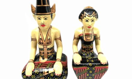 Patung Loro Blonyo Pada Pernikahan Adat Jogja