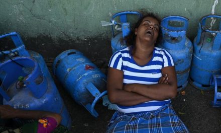 Kumpulan Indikator Negara Yang Mengalami Resesi Ekonomi