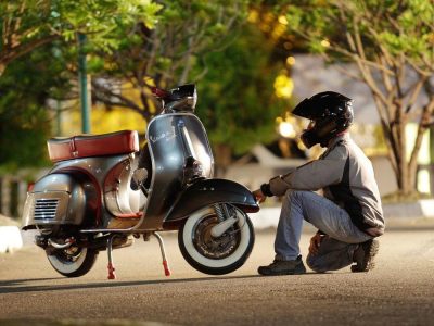 Ulasan Singkat Mengenai Vespa, Skuter Yang Sedang Naik Daun