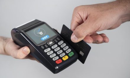 Transaksi Non Fisik Melalui Uang Digital