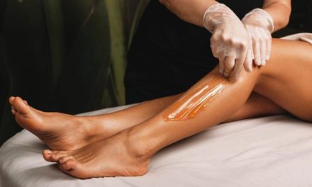 Praktik Waxing Atau Menghilangkan Bulu