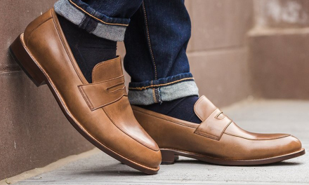 Investasi Gaya Tak Ternilai: Koleksi Pantofel Pria Terbaik Saat Ini