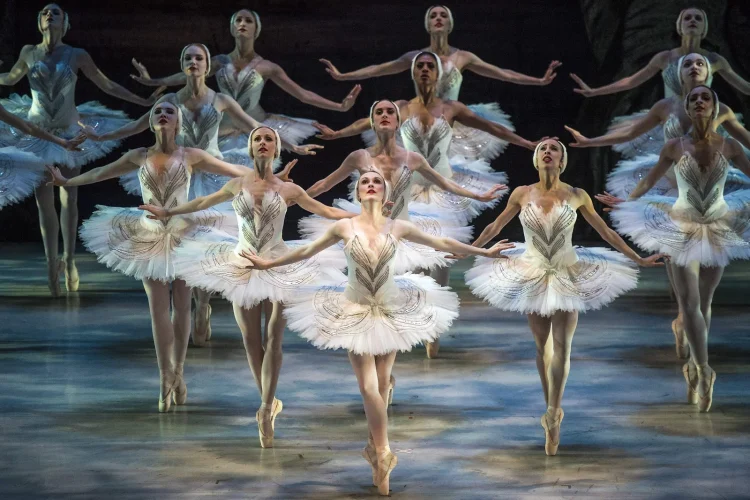 Tarian Klasik Balet Yang Banyak Di Sukai Perempuan