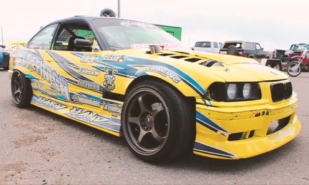 Mobil Drift Pakai Ban Miring Untuk Kestabilan Optimal