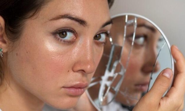 Rahasia Bersinar Alami: Jurus Jitu Atasi Kulit Kusam!