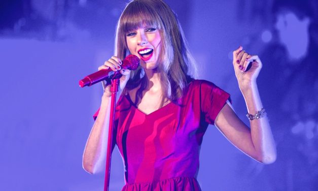 Taylor Swift Rebut Hak Album Awal: Drama Panjang Berakhir Manis