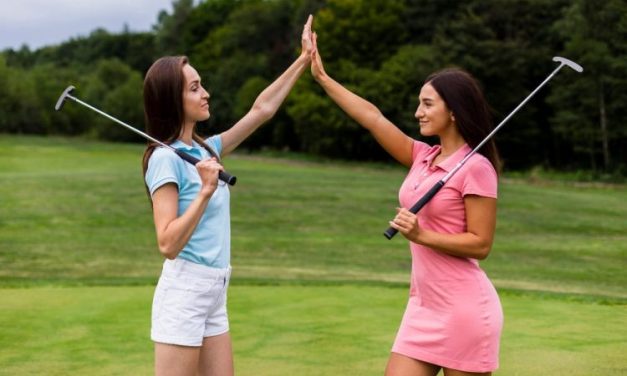 Olahraga Mahal Golf Dengan Para Caddy