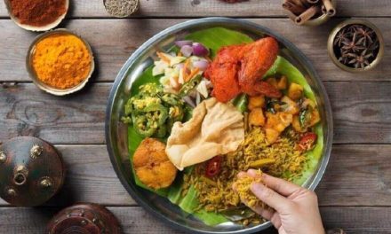 Kenapa Makan Pakai Tangan Kanan? Ini Alasannya