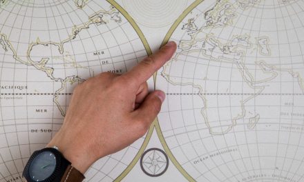 Kutub Bumi: Mengapa Utara-Selatan Ada, Timur-Barat Tiada?