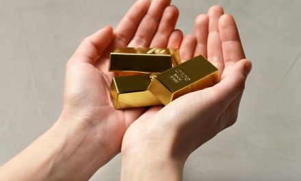 Transaksi Emas Meledak, FOMO Atau Investasi Panik?