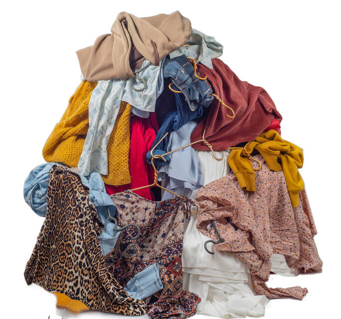 Thrifting Lebih dari Sekadar Baju Bekas,Revolusi Gaya Hidup.