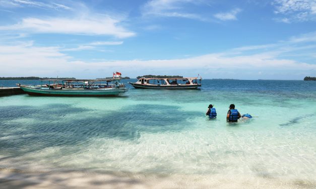 Kepulauan Seribu: Surga Tersembunyi di Utara Jakarta