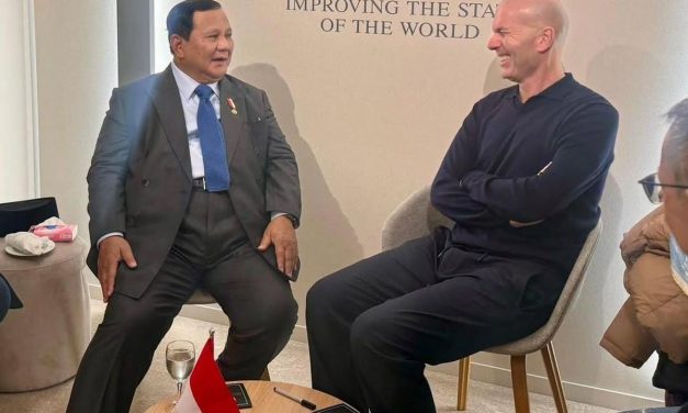 Demi Timnas! Prabowo Minta “Bisikan” Maut Dari Zinedine Zidane