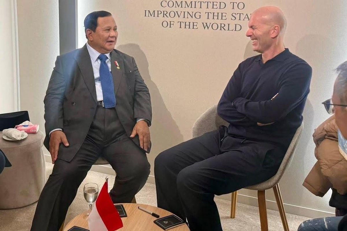 Demi Timnas! Prabowo Minta "Bisikan" Maut Dari Zinedine Zidane