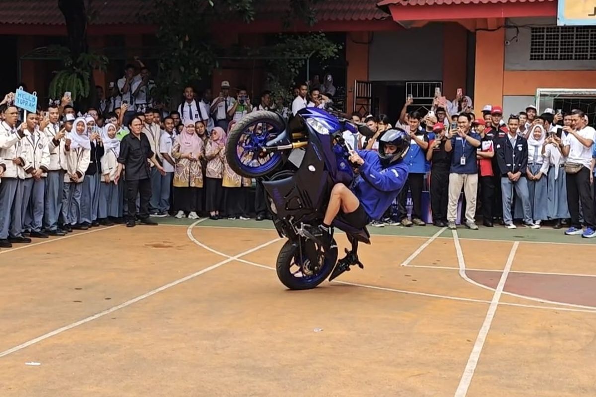 Serasa Mimpi, Siswa SMKN 39 Tonton Langsung Freestyle Toprak