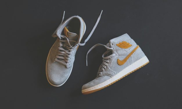 Sneakers: Dari Alas Kaki Atletik Hingga Simbol Budaya Global