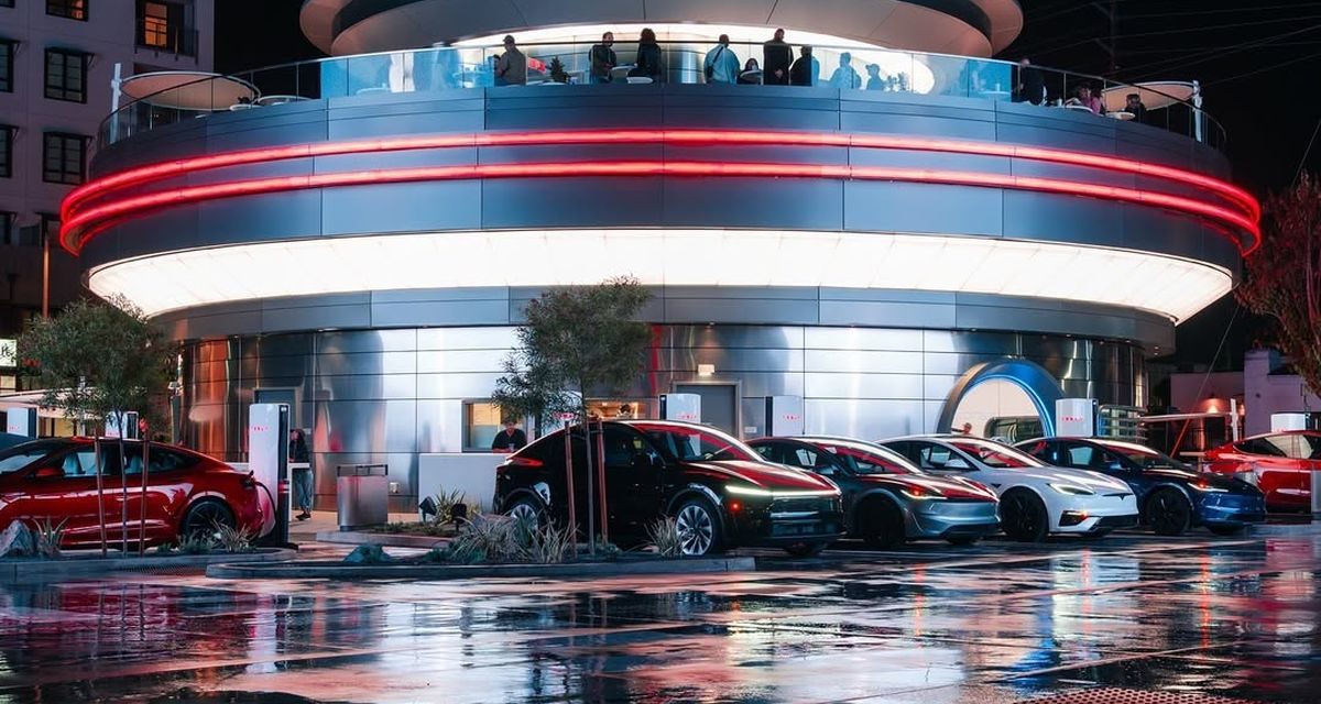 Data AS Bicara: Pemilik EV Makin Nyaman Dengan Mobil Listrik