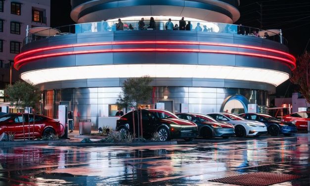 Data AS Bicara: Pemilik EV Makin Nyaman Dengan Mobil Listrik