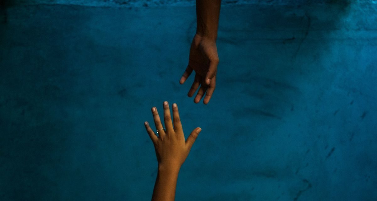 Refleksi Kasus NTT: Pentingnya Jadi Sahabat Bagi Anak Sendiri