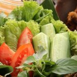 Surganya Lalap & Sambal: Kenapa Kuliner Sunda Selalu Nagih?
