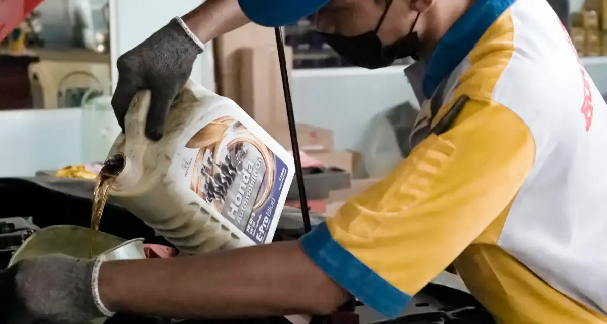 Waktu Ideal Untuk Ganti Oli Yang Wajib Di Pahami