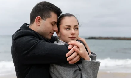 Mengenal Bahaya Jadi Hopeless Romantic