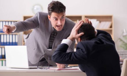 3 Trik Waras Ngadepin Bos Yang Gak Mau Kalah