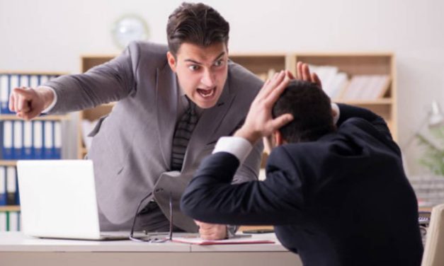 3 Trik Waras Ngadepin Bos Yang Gak Mau Kalah