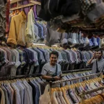 Eropa Larang Buang Baju Sisa, Bos Fashion Mulai Pusing!