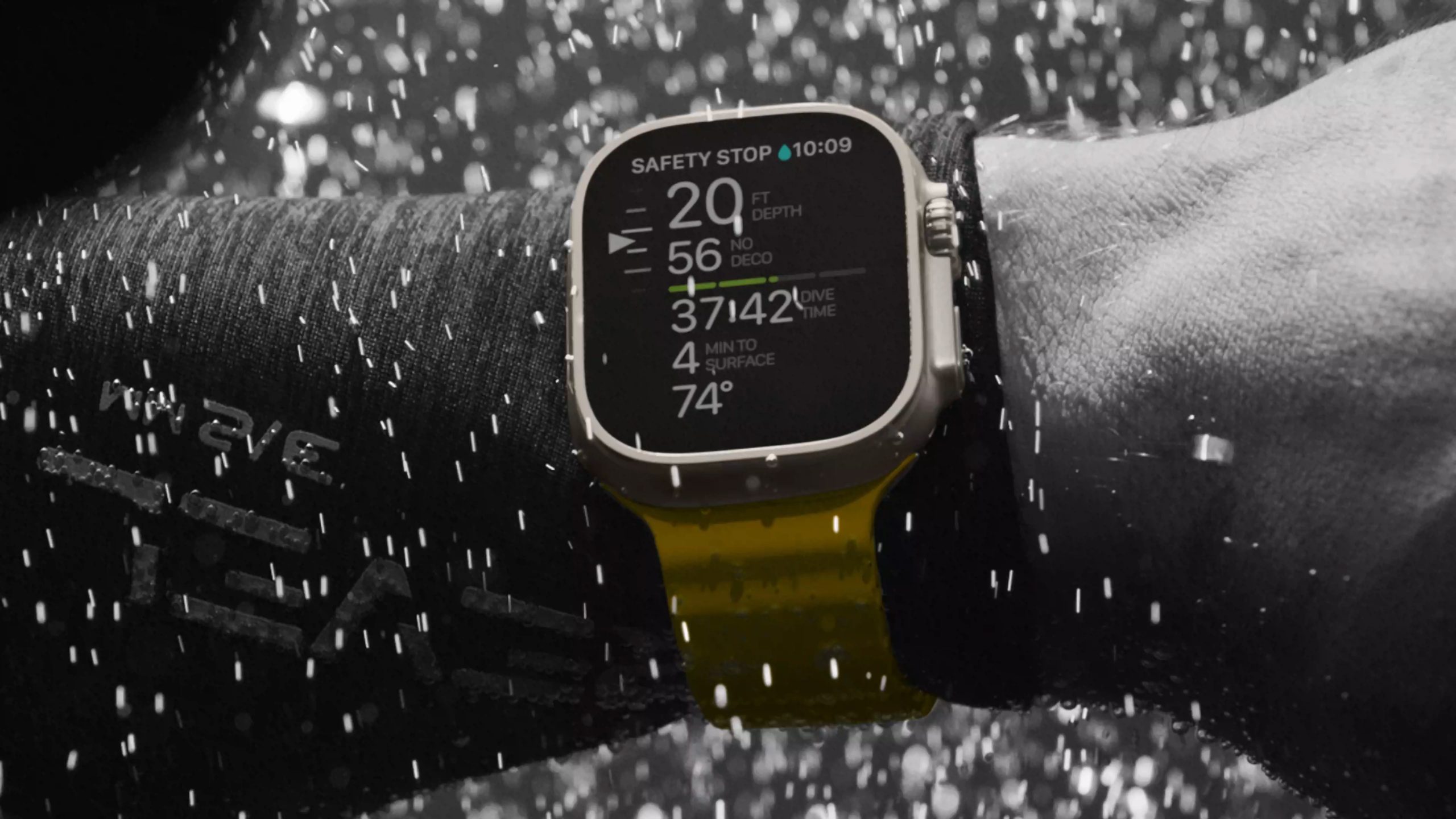 Gaya Apple Watch, Harga Mahasiswa! Cek Smartwatch Keren Ini