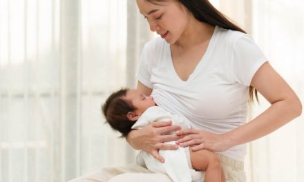 Tips ASI Melimpah Pasca Melahirkan