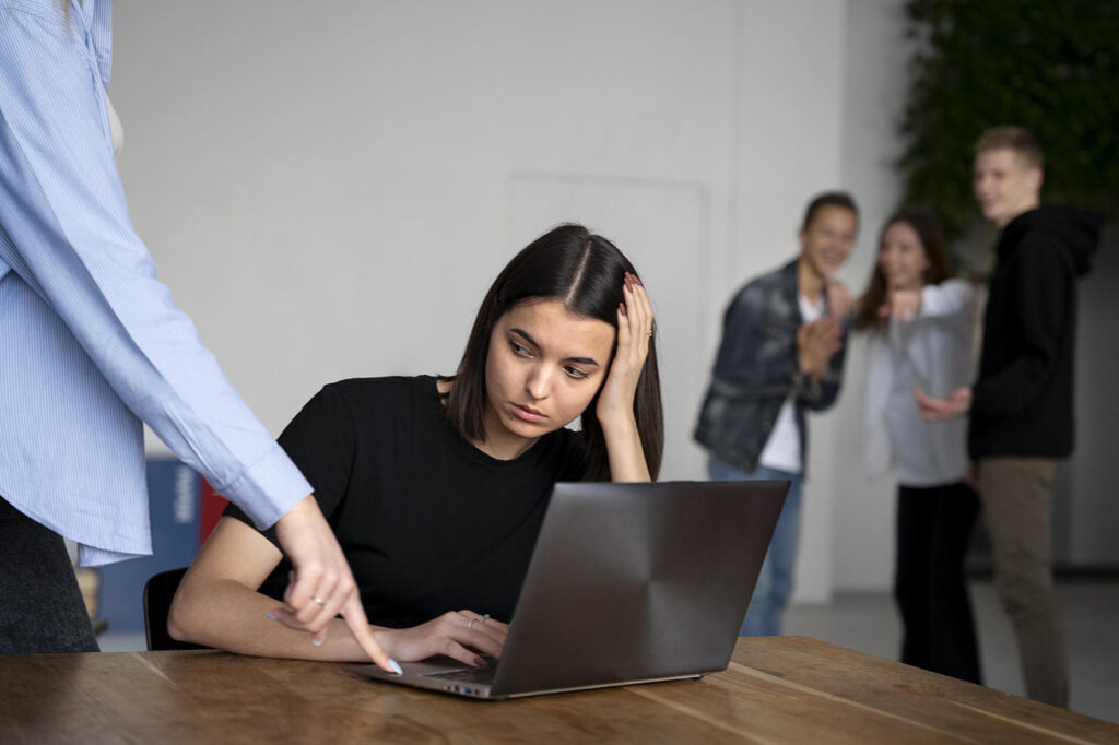 Dampak Mental Impostor Syndrome Bagi Pekerja Muda