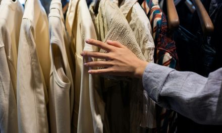 Di Balik Alasan Slow Fashion Sulit Populer