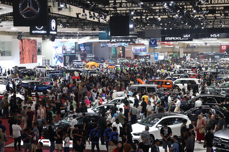 Pasar Otomotif Agustus 2025 Lagi Sepi, Ada Apa Sebenarnya?