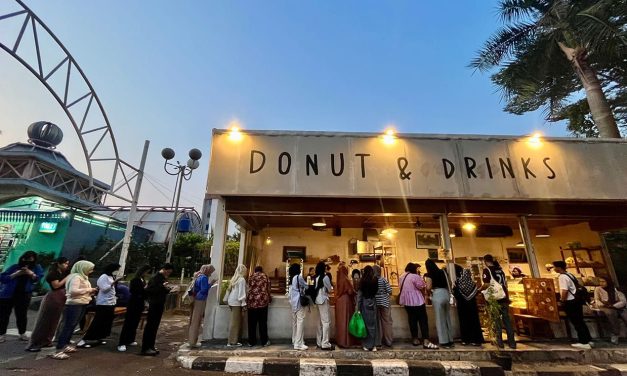 Lagi Viral! 4 Spot Makan Blok M yang Selalu Antre Panjang