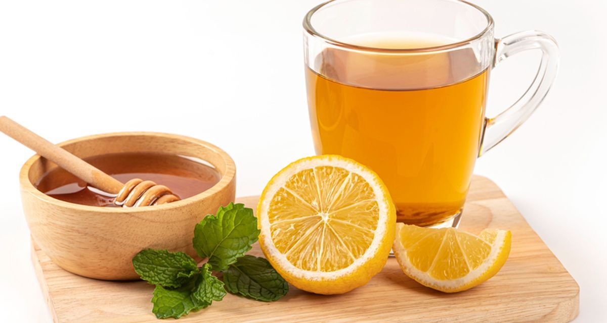 Redakan Batuk: Pilih Obat Atau Madu Lemon?