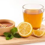 Redakan Batuk: Pilih Obat Atau Madu Lemon?